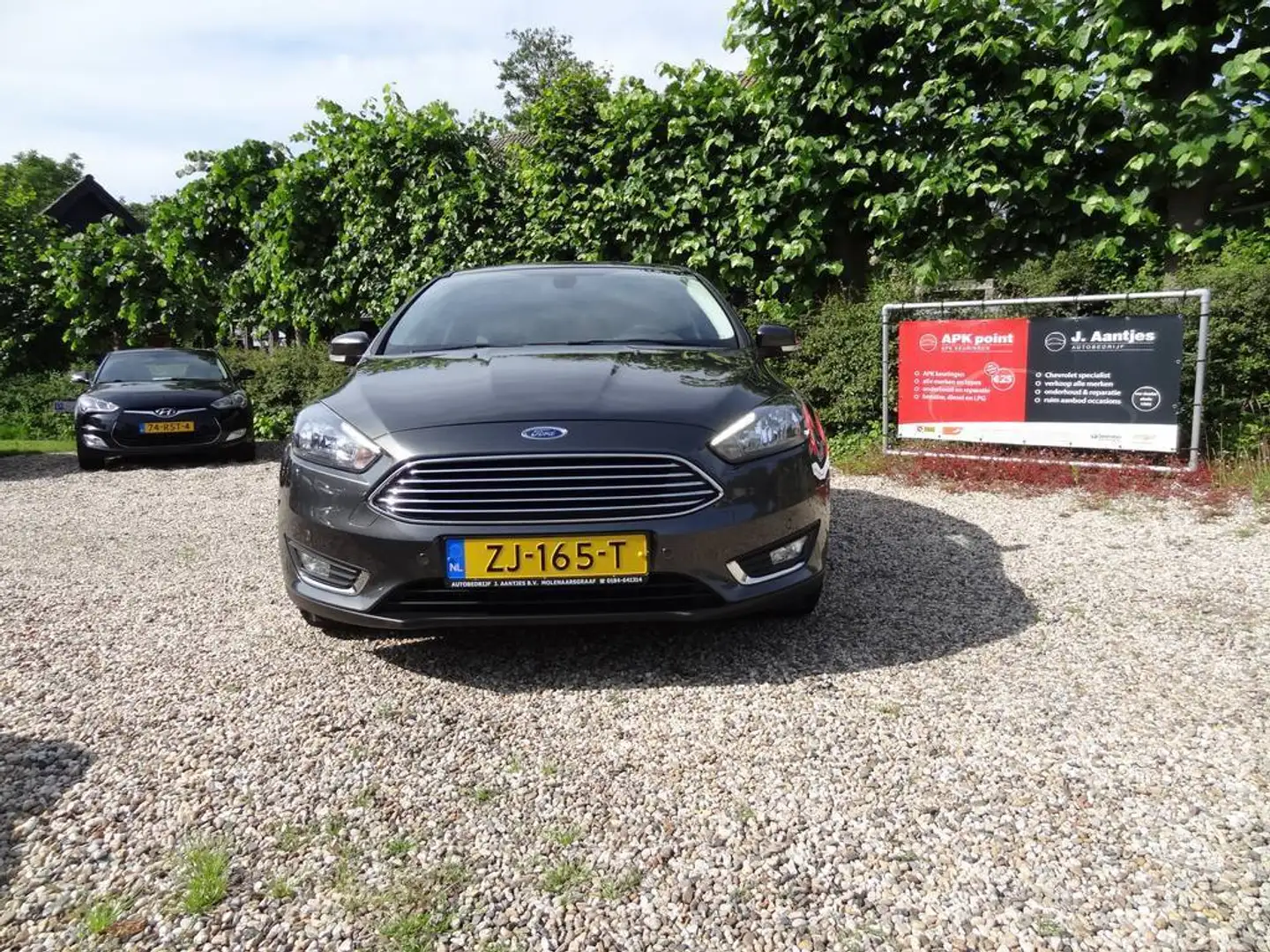 Ford Focus 1.0T 125PK Titanium Automaat Grijs - 2