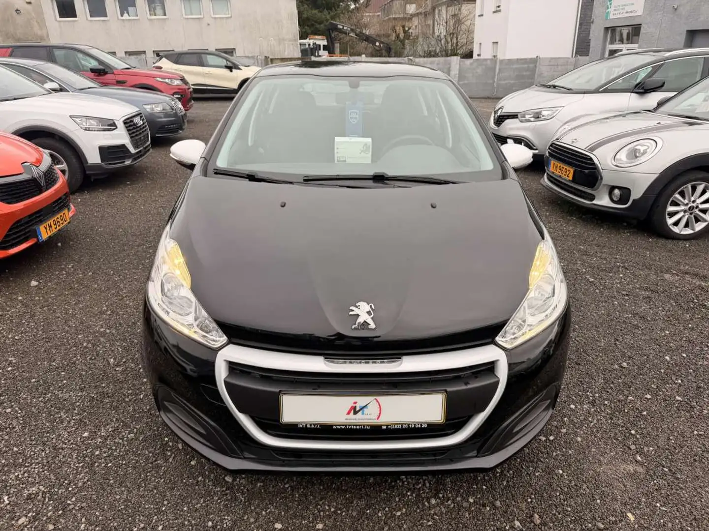 Peugeot 208 1.2 LIKE 70 Noir - 2