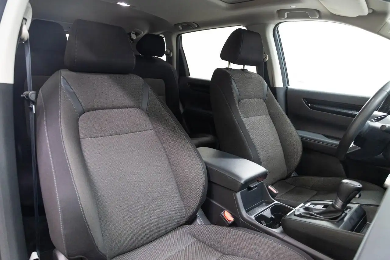 Honda CR-V photo Honda CR-V