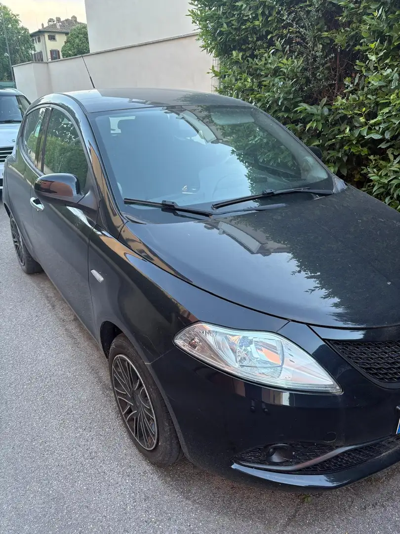 Lancia Ypsilon Ypsilon III 2015 1.2 Elefantino Blu s Schwarz - 1