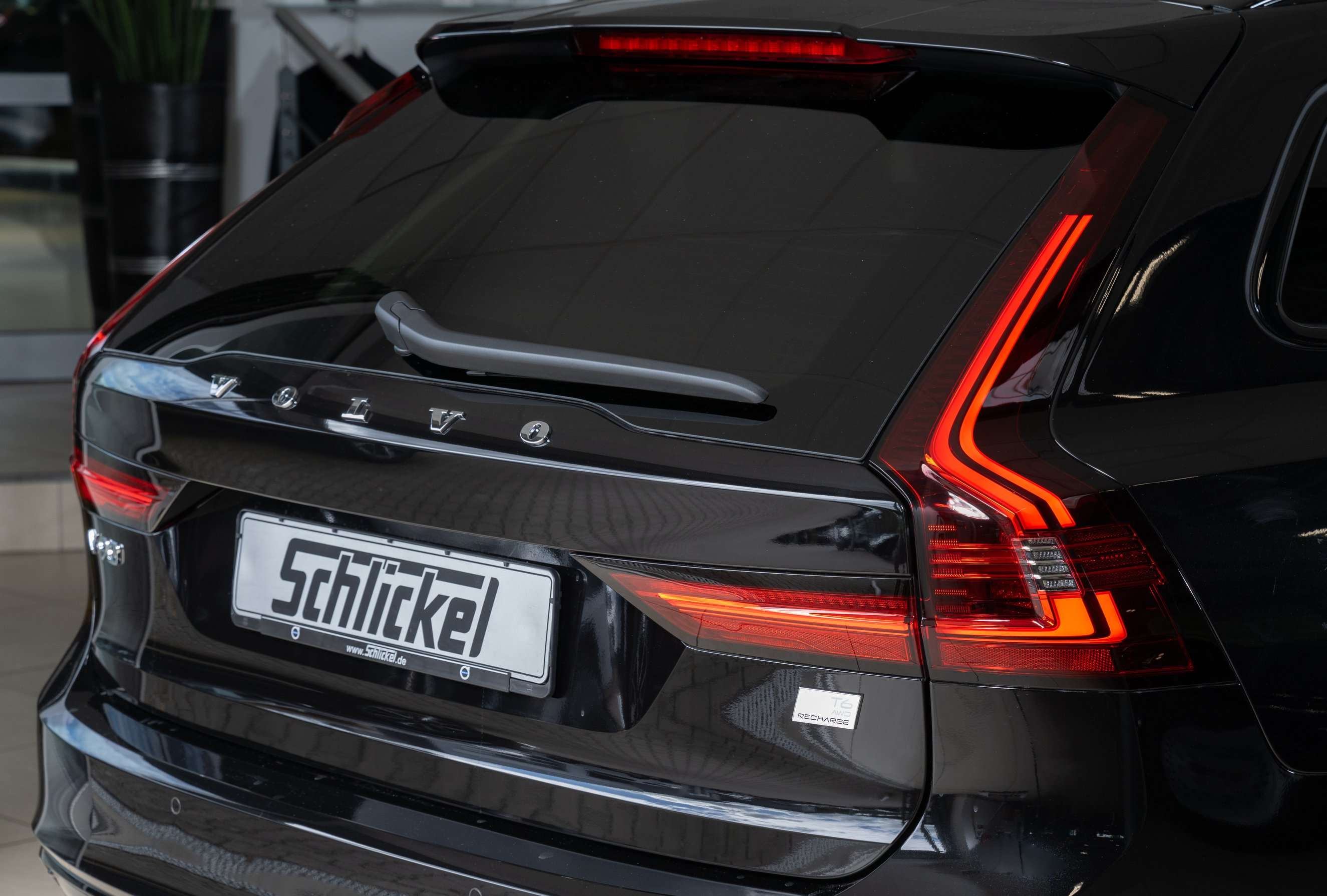 Volvo V90