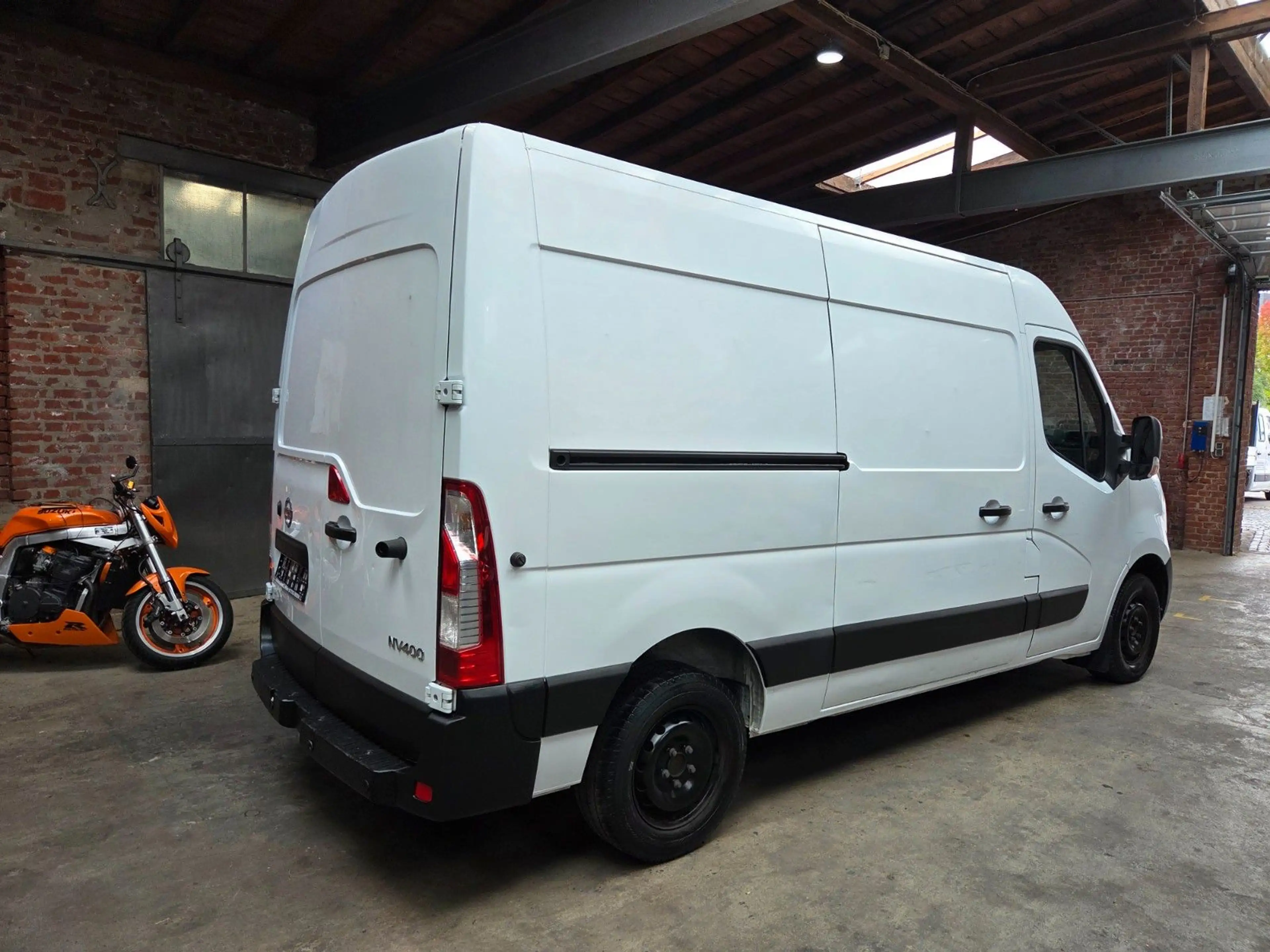 Nissan Interstar NV400 L2 H2 Tüv Klima PDC Euro6 — photo 5