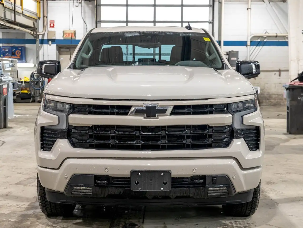 Chevrolet Silverado 1500 снимка Chevrolet Silverado 1500