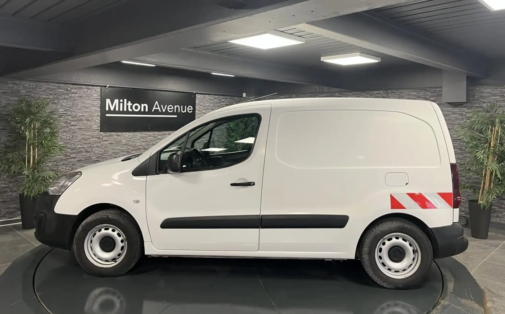 Citroen Berlingo Berlingo 1.6 BlueHDi - 100  M Club Blanc - 2