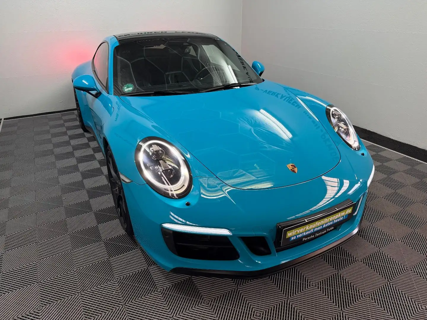Porsche 911 991 Carerra GTS Approved MWST PDLS+ MIAMIBLAU Blau - 2