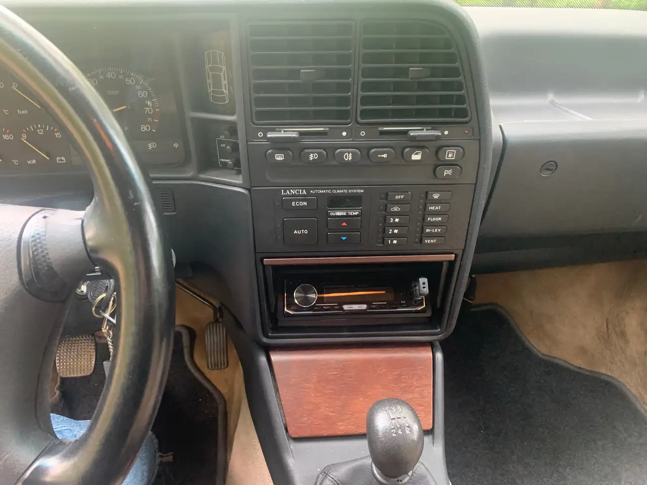 Lancia Thema 20 turbo lx 201pk, foto 11