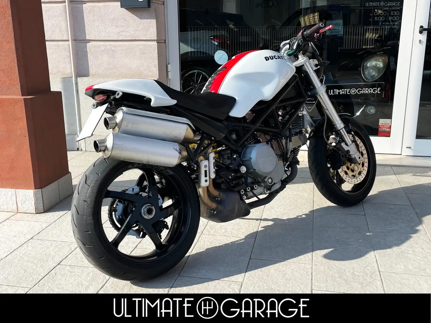 Ducati Monster S2R 800 Blanc - 1