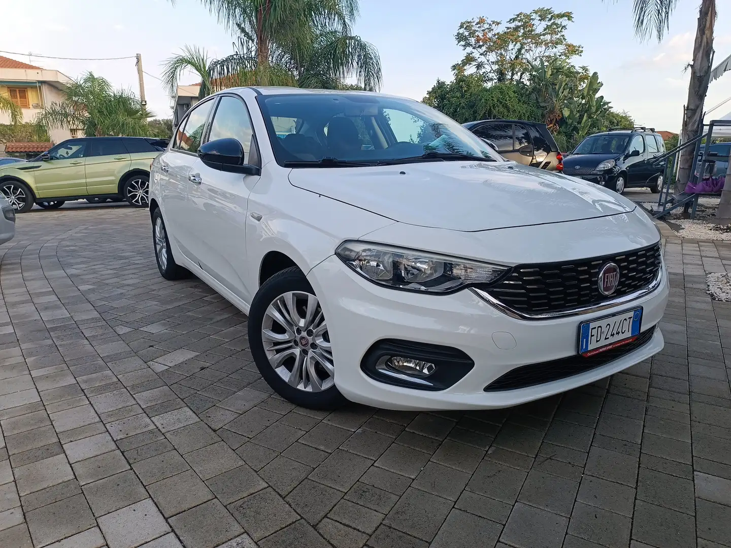 Fiat Tipo Tipo 4 porte II 2016 4p 1.4 Opening Edition 95cv Bianco - 1