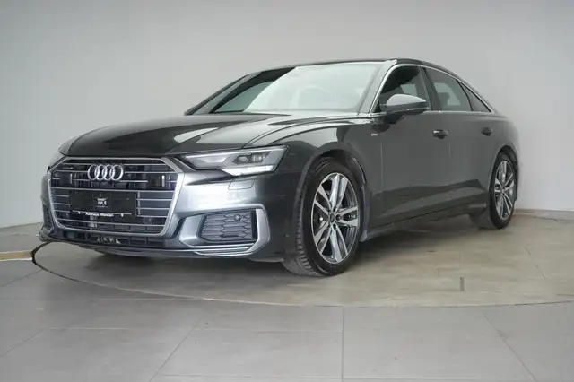 Audi A6 view 3