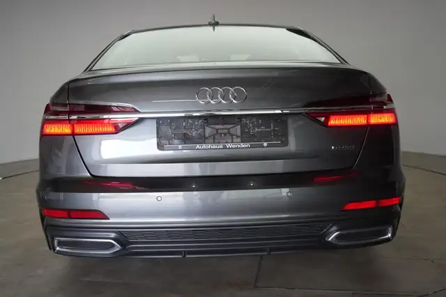 Audi A6 view 6