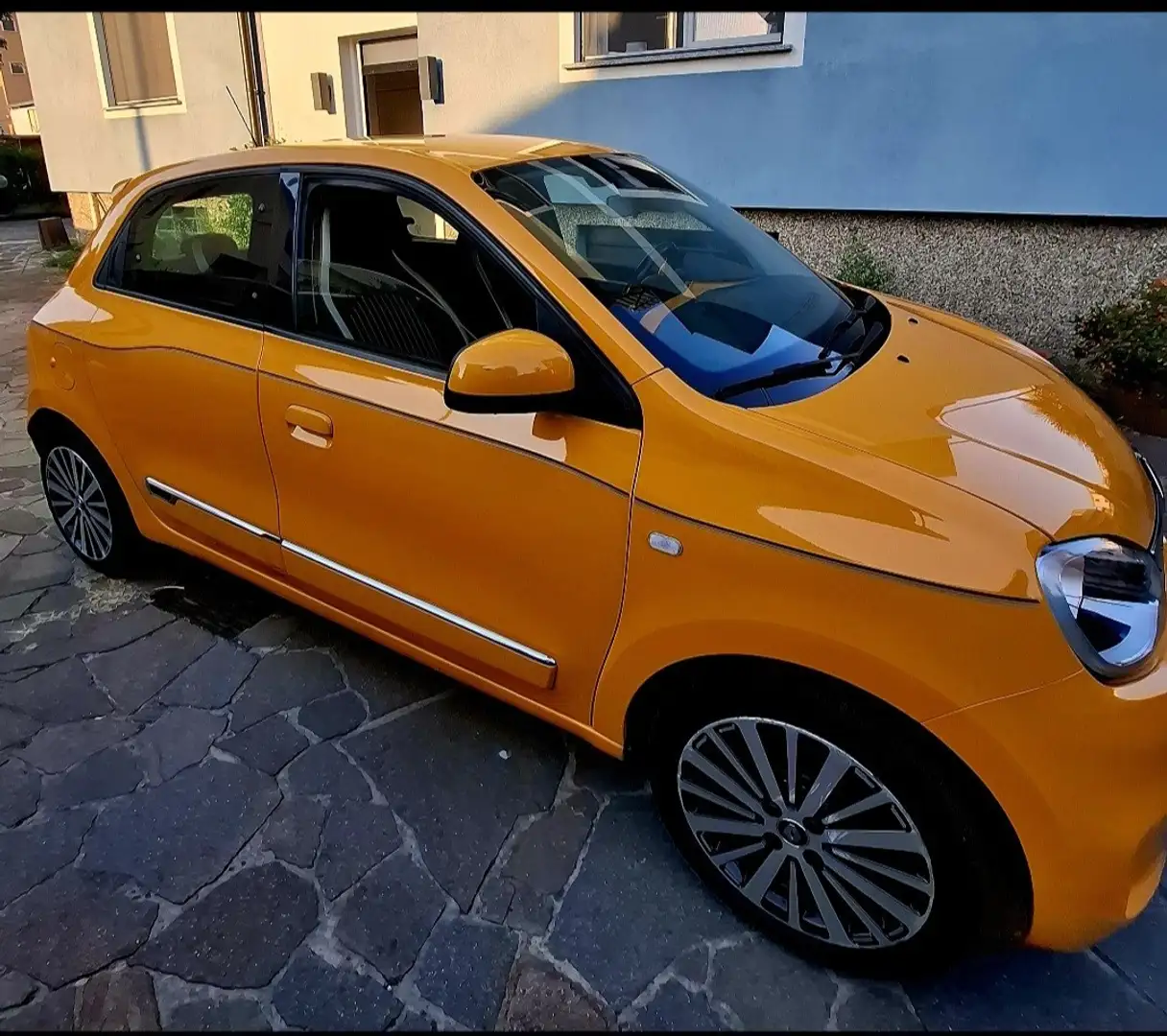 Renault Twingo 1.0 sce Intens 65cv - 1