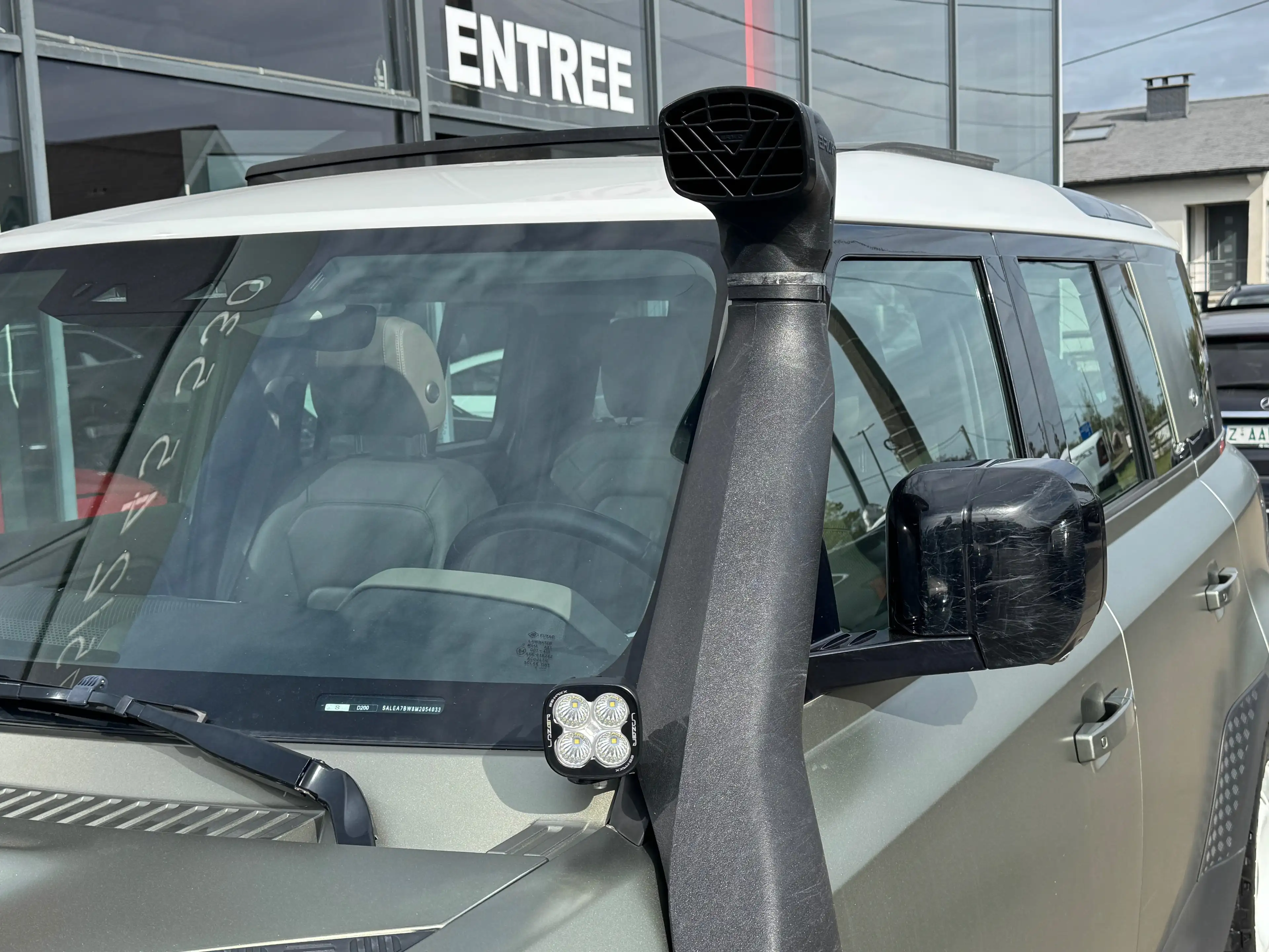 Land Rover Defender Defender 110 3.0 D MHEV D200 TOIT PANO CAMERA360 1ER PROPRIETAIRE FULL OPTION — photo 12