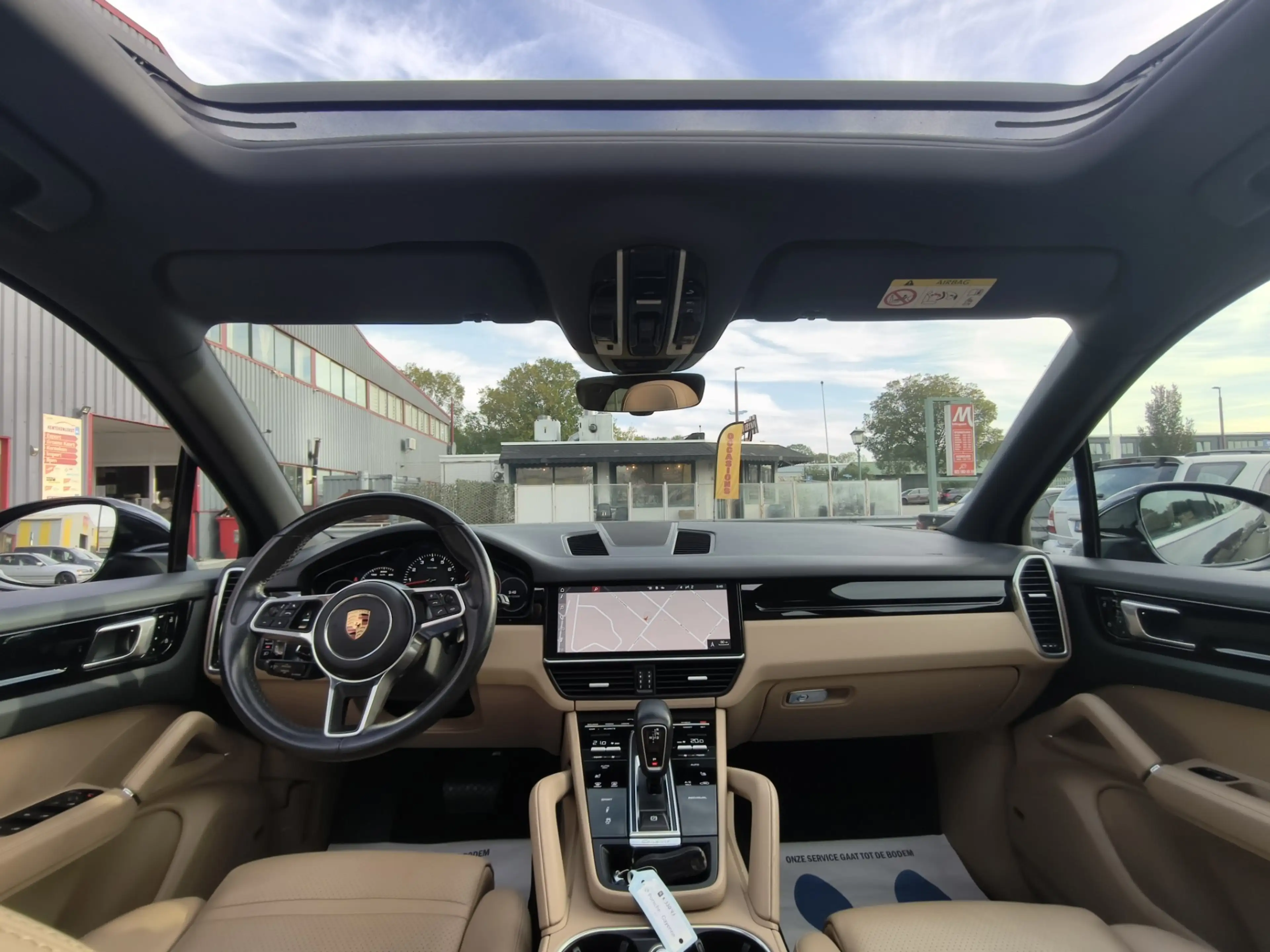 Porsche Cayenne 3.0 — photo 10
