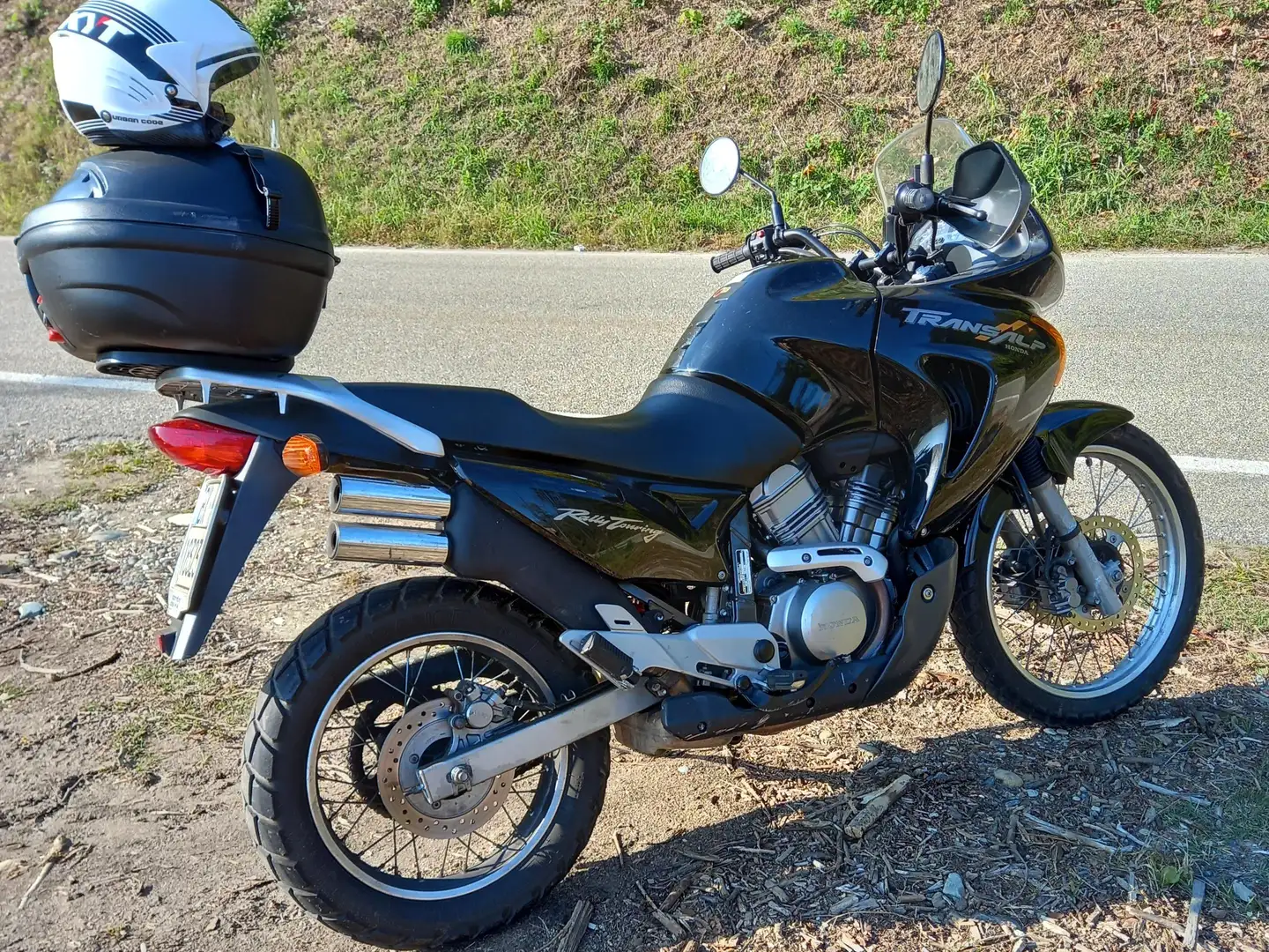 Honda Transalp 650 Černá - 1