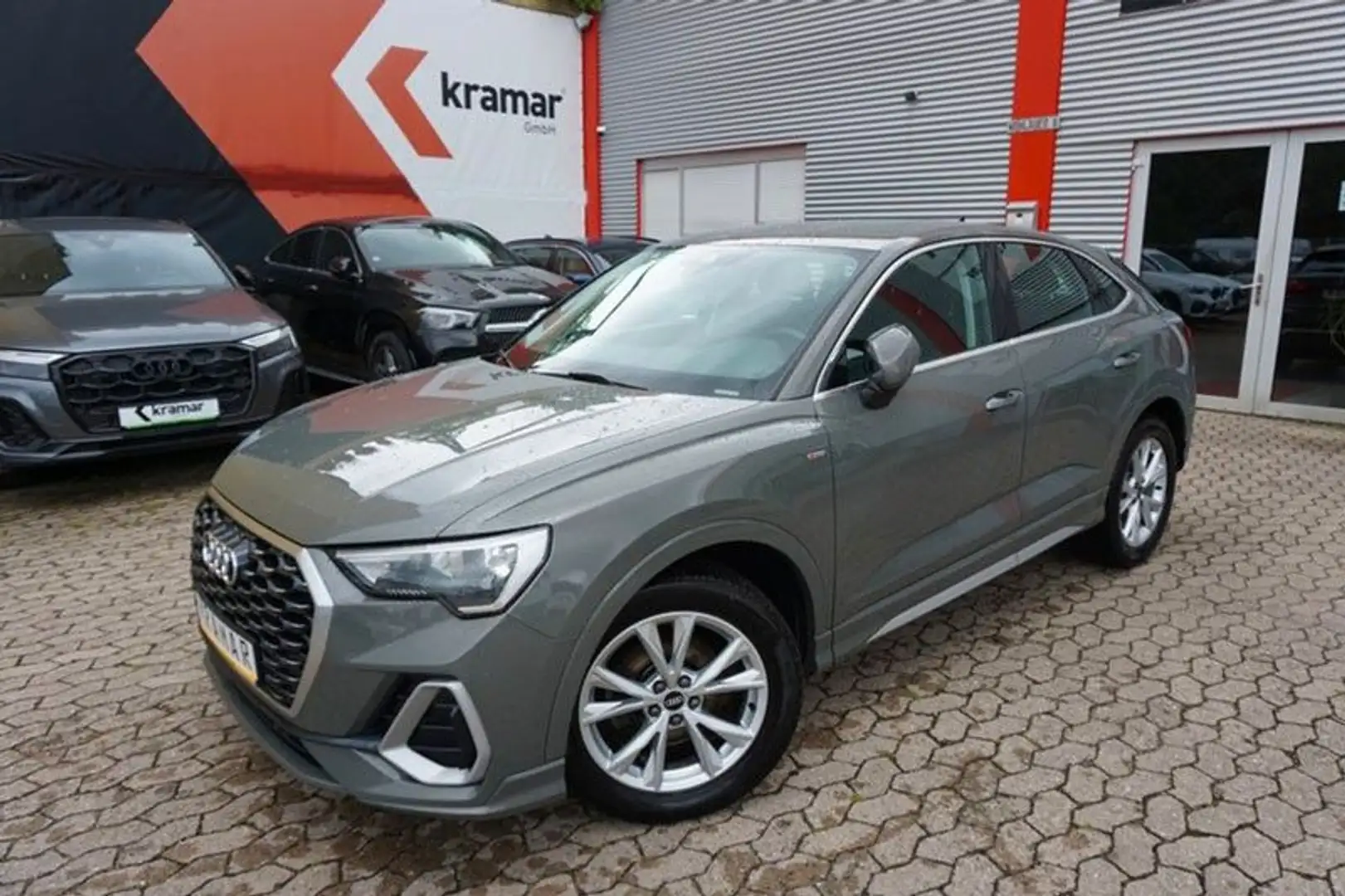 Audi Q3 35TDI Sportback S-Tronic S-Line Kamera/B&O Grijs - 1