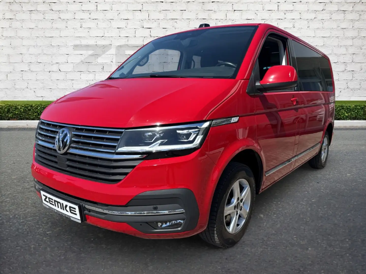 VOLKSWAGEN Multivan