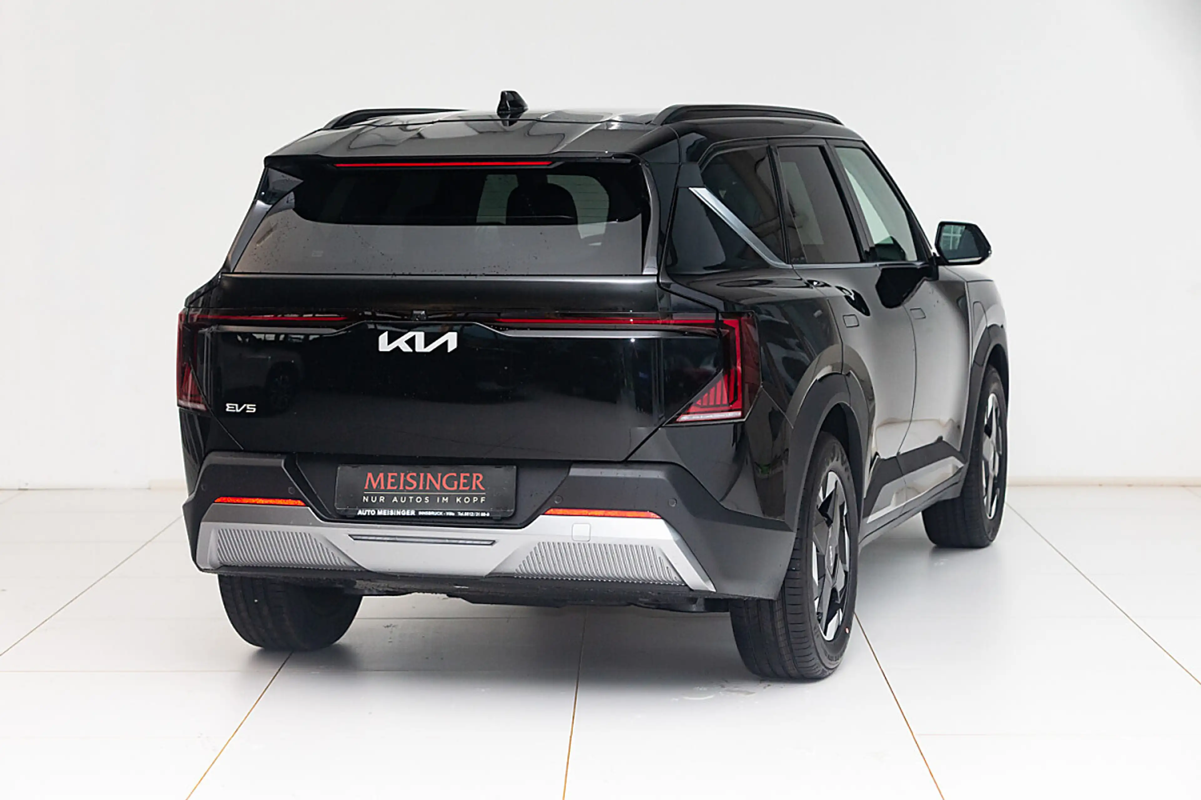 Kia EV5 265 AWD 81,4kWh Air — photo 2