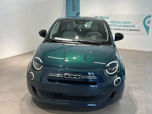 Fiat 500 view 2