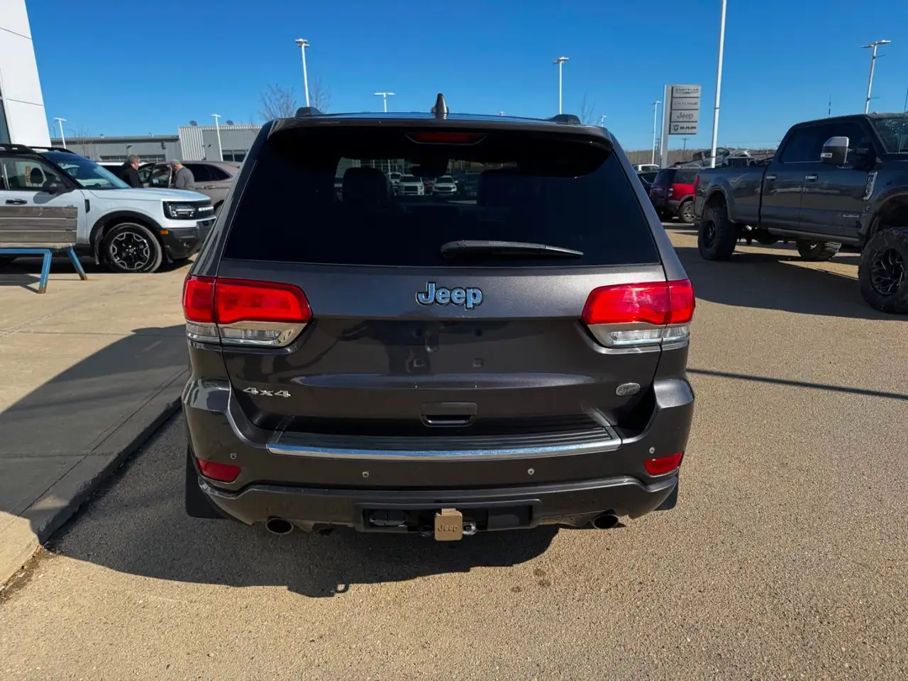 Jeep Grand Cherokee снимка Jeep Grand Cherokee
