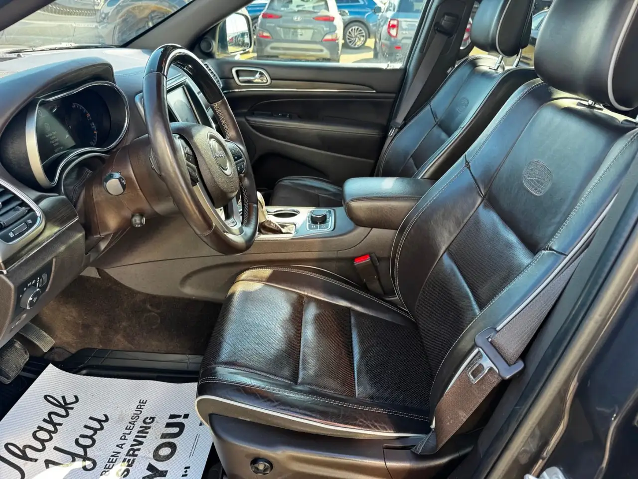 Jeep Grand Cherokee снимка Jeep Grand Cherokee