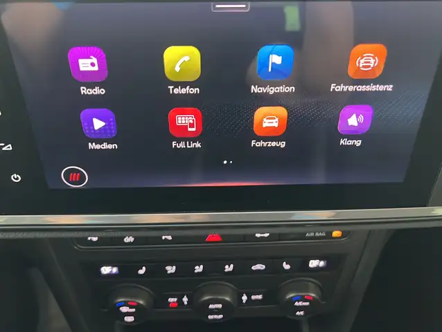 Cupra Ateca view 14