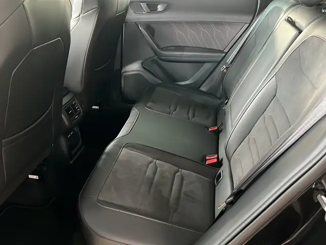 Cupra Ateca view 5