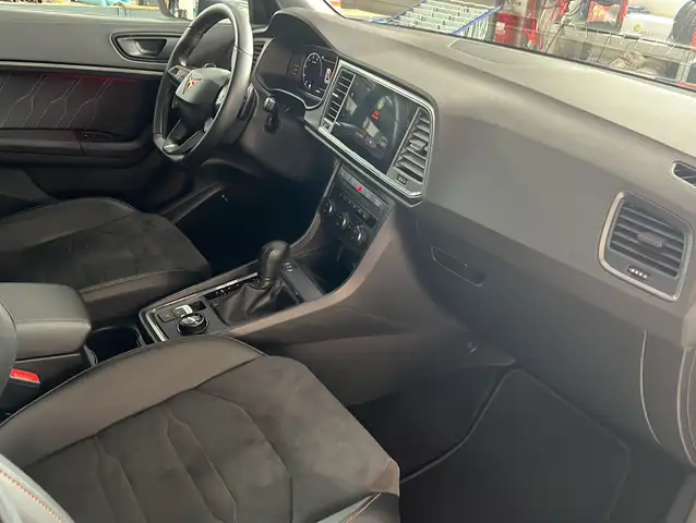 Cupra Ateca view 10