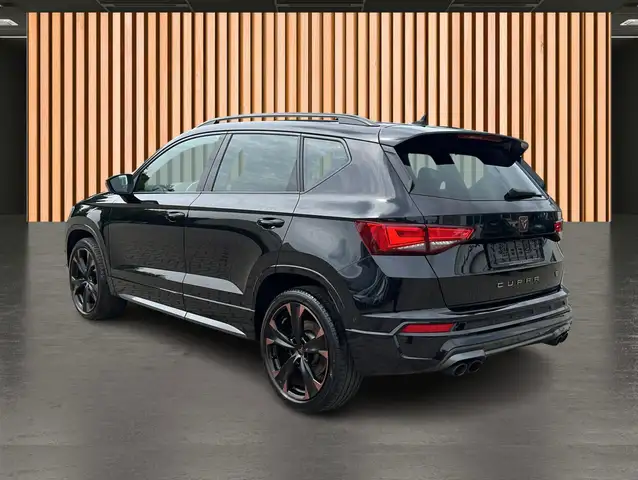 Cupra Ateca view 4