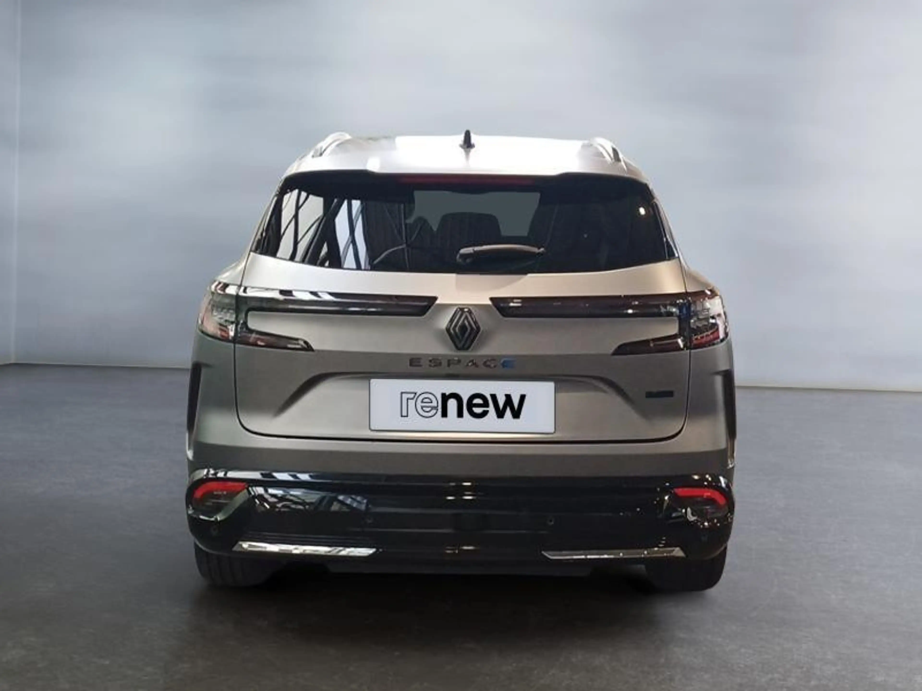 Renault Espace 1.2 E-Tech Esprit Alpine full hybrid 4Control 7pl — photo 4