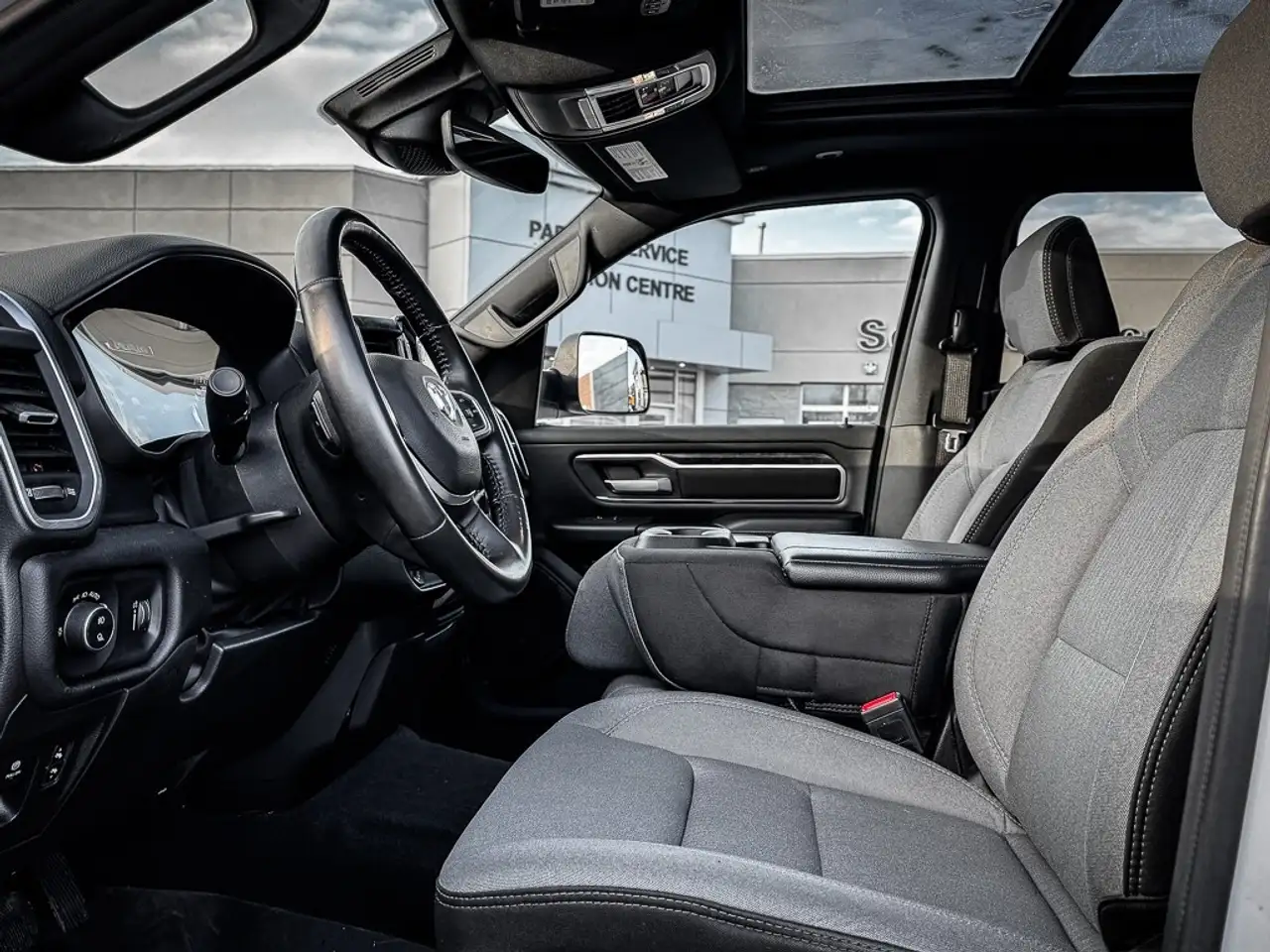 RAM 1500 photo RAM 1500