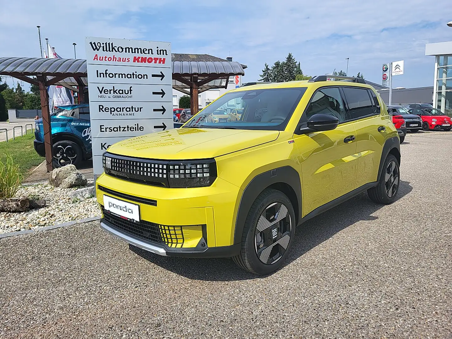 Fiat Grande Panda Hybrid mHEV 110 6-Gang eDCT La Prima Gelb - 1