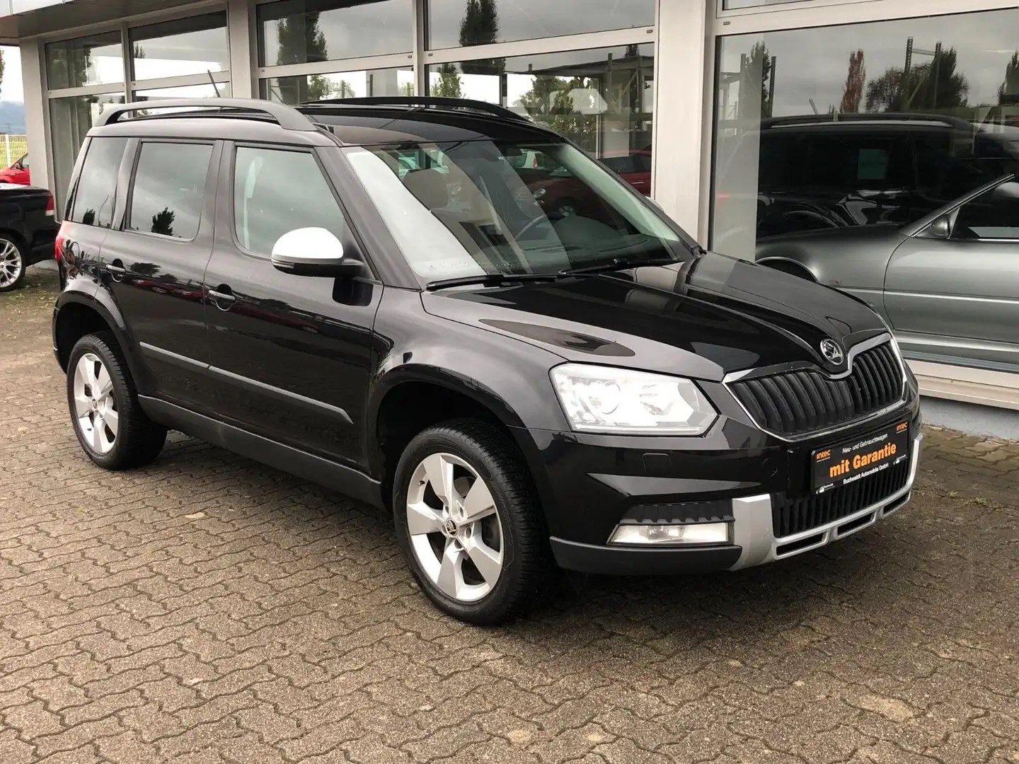 Skoda Yeti 1.4 TSI DSG Ambition Outdoor 4x4 Euro 6 Schwarz - 2