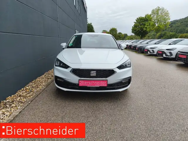 SEAT Leon 2.0 TDI DSG Style FULL LINK SITZHEIZUNG