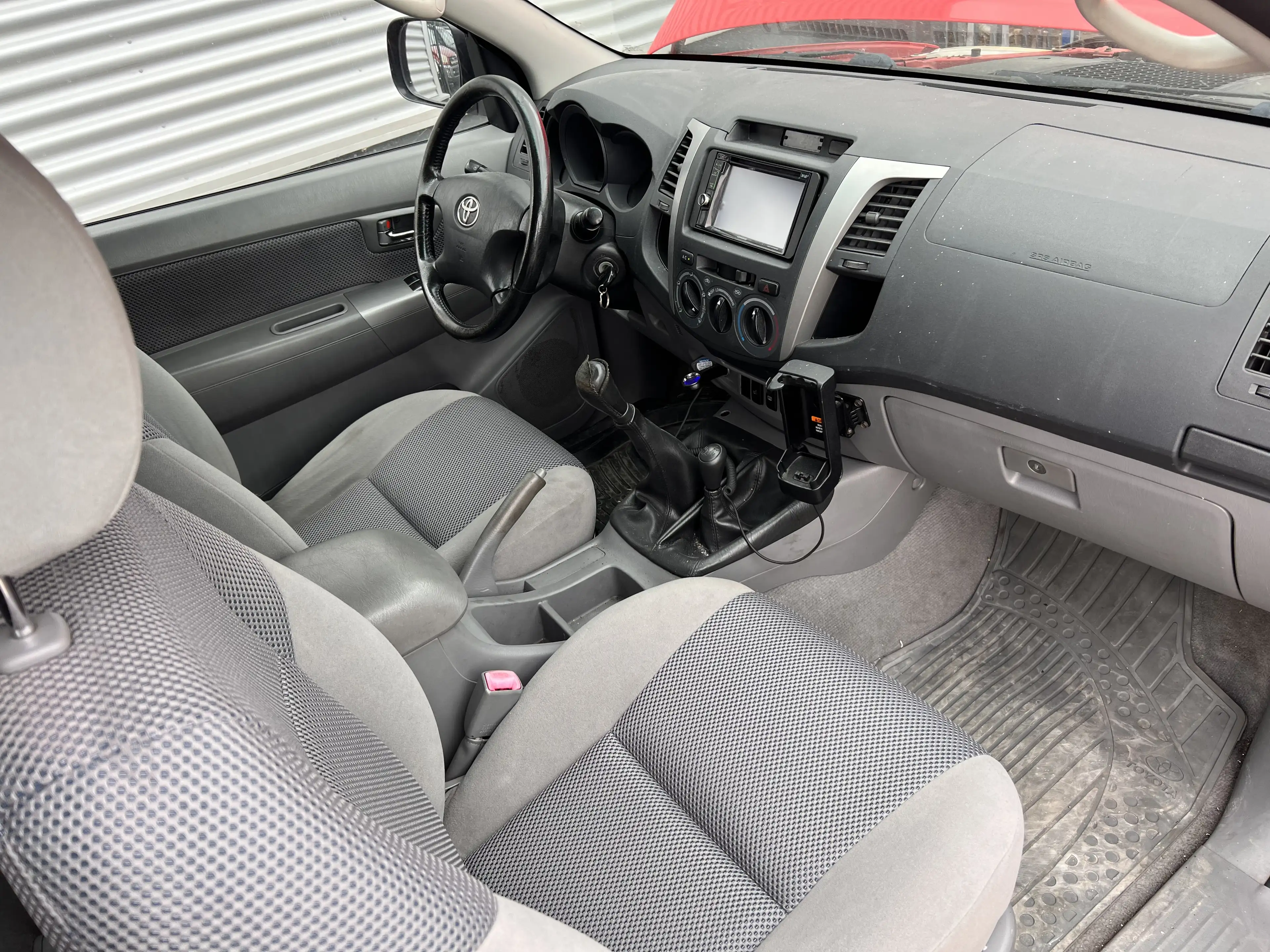 Toyota Hilux EXTRA  CABINE 4x4 120 D-4D  2500CC — photo 9