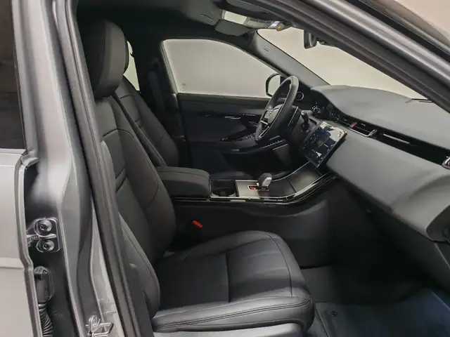 Land Rover Range Rover Evoque view 3