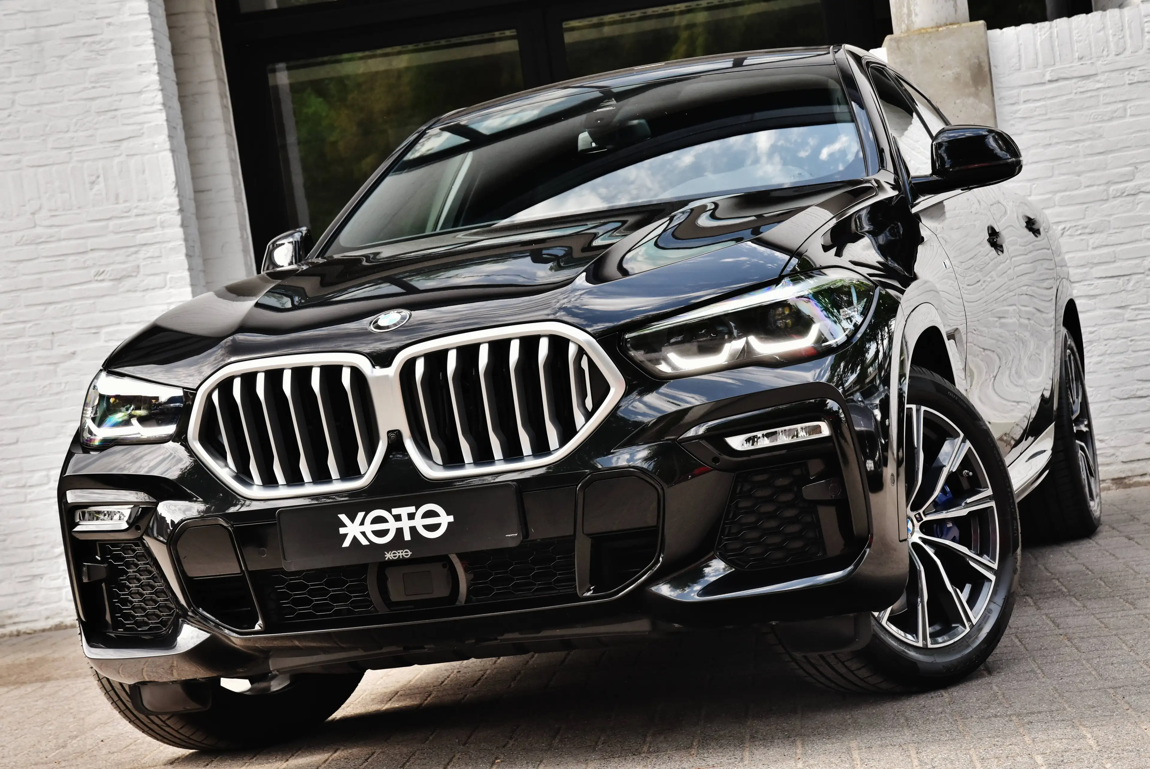 BMW X6 XDRIVE30D AS M PACK *** TREKHAAK / ICONIC GLOW / 360 CAMERA ***