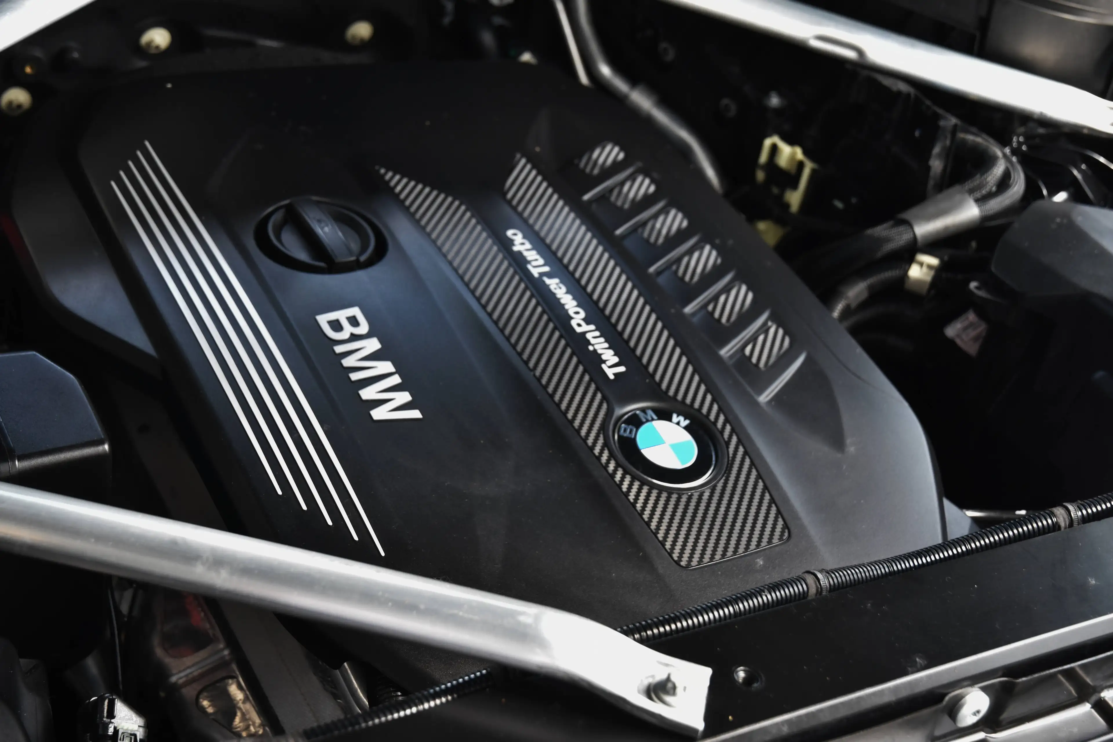 BMW X6 XDRIVE30D AS M PACK *** TREKHAAK / ICONIC GLOW / 360 CAMERA *** — photo 6