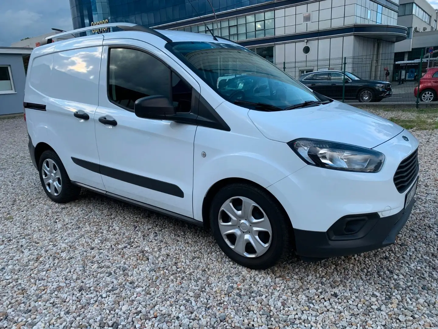 Ford Transit Courier * 1.Hand * Scheckheftgepflegt Weiß - 1