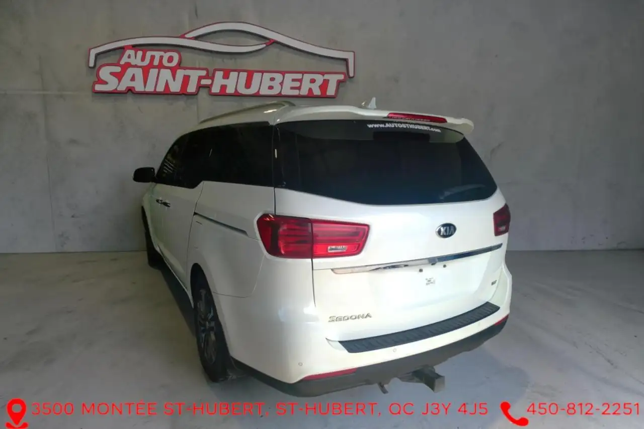 Kia Sedona снимка Kia Sedona