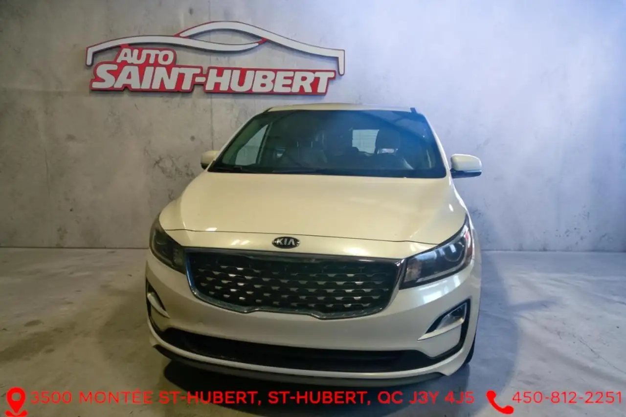 Kia Sedona снимка Kia Sedona