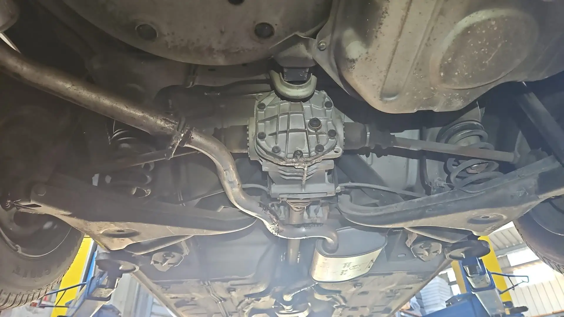 Ford Sierra Top gepflegter Ford Sierra Bj. 1987 45.090km Bronz - 2