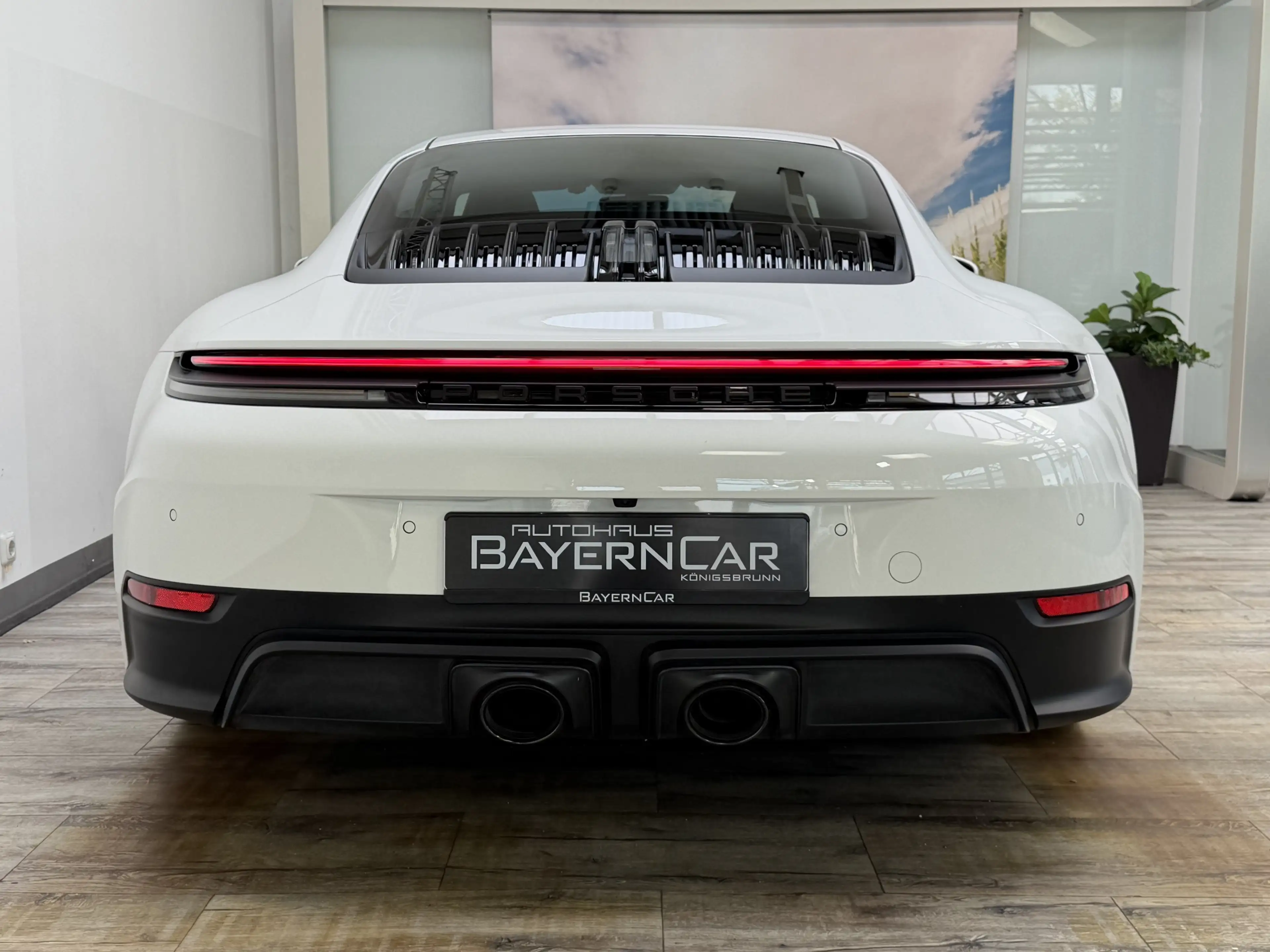 Porsche 992 Coupe GTS Lift Carbon ACC Lederpaket Bose — photo 5