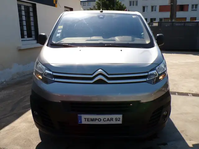 Citroen Jumpy view 2