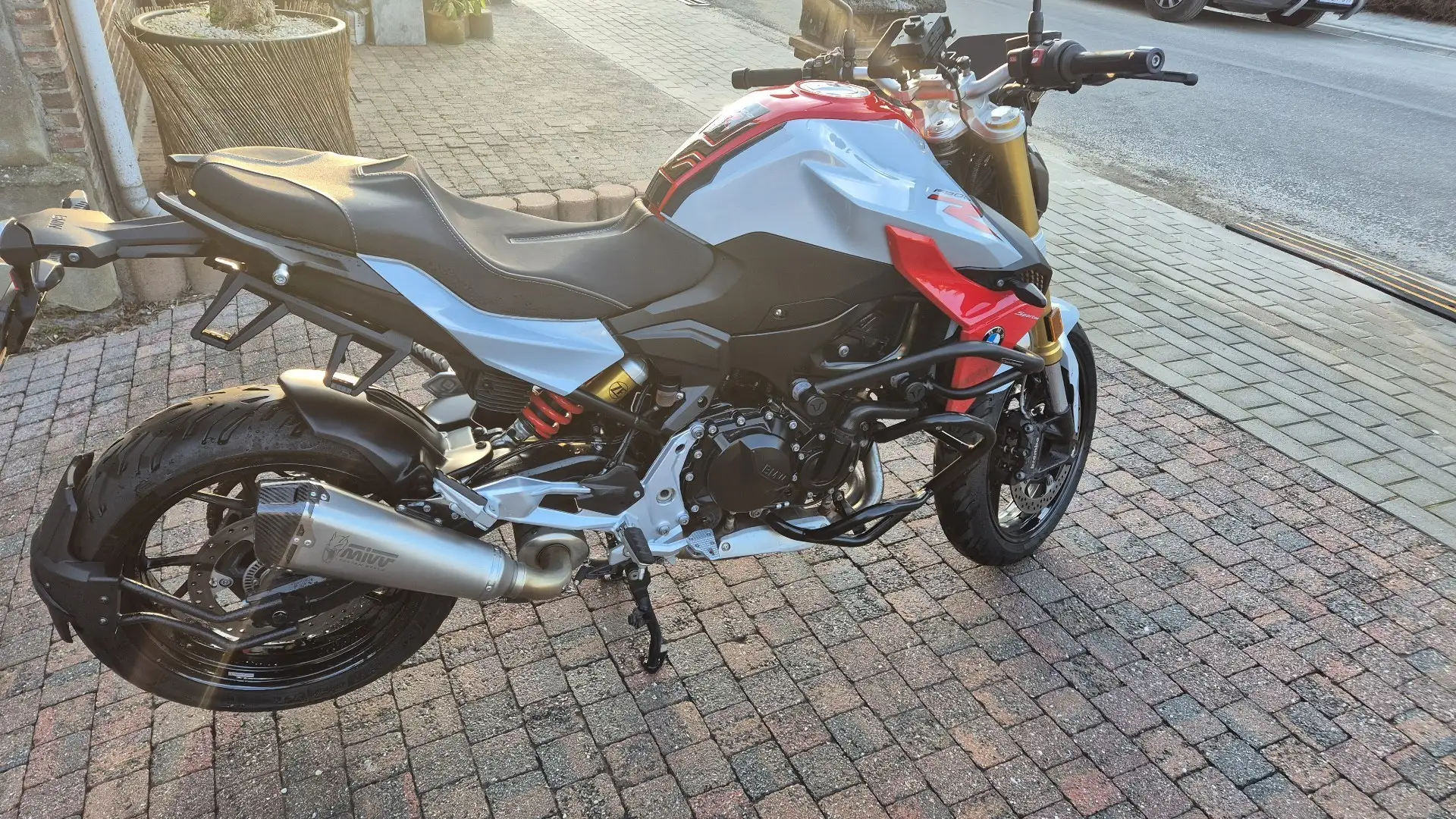 BMW F 900 R Full Options Red - 2