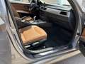 BMW 320 320d xDriveTouring - thumbnail 8