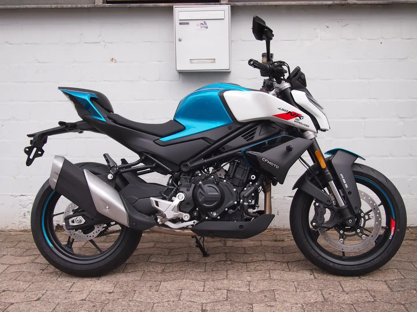 CFMOTO 450NK Blau - 2