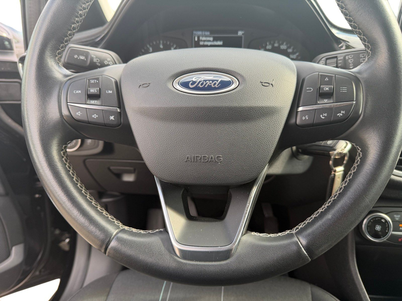 Ford Fiesta Cool & Connect*SYNC*PDC*SHZ Winterp.+MFL — photo 16