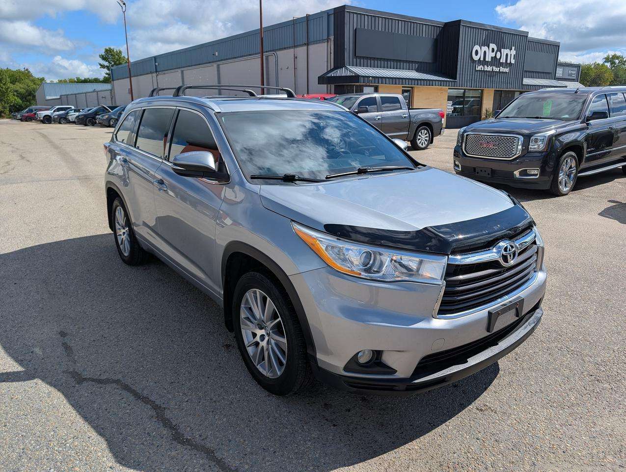 2016 Toyota Highlander XLE | Leather | Navigation | Htd Seats — снимка 1
