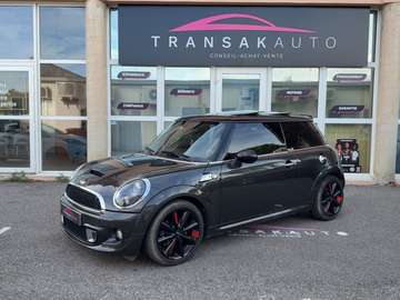 2 (R56) LCI Cooper S 1.6 i 16V Turbo 184 cv / TOIT OUVRANT / SIEGE CHAUFFANT