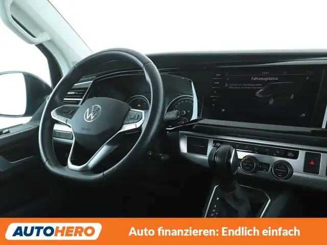 Volkswagen Multivan view 13